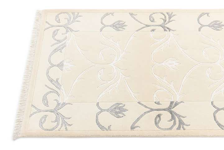 2' 7 x 9' 9 Darya Runner Rug