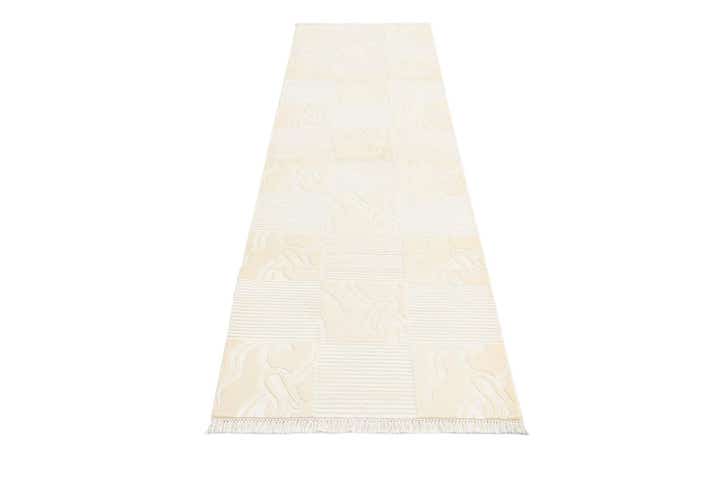 2' 8 x 9' 9 Darya Runner Rug