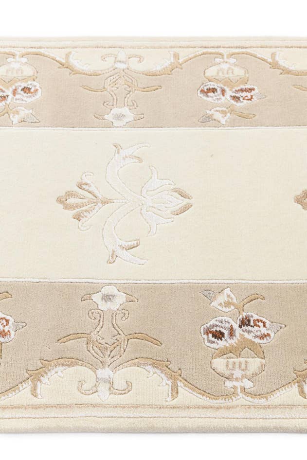 Detail image of 2' 8 x 9' 10 Darya Runner Rug