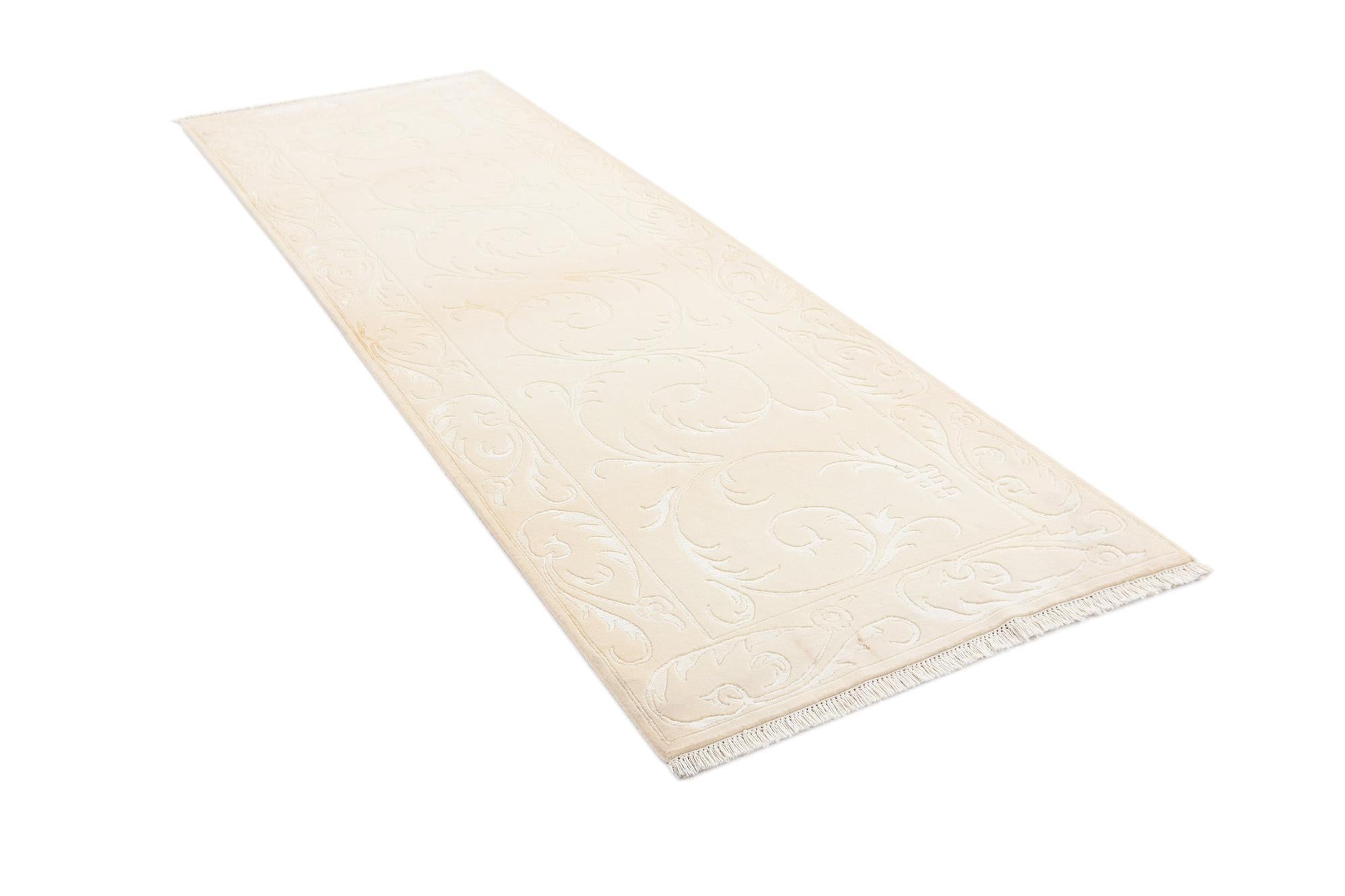 3' 3 x 10' Darya Runner Rug