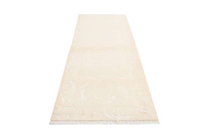 3' 3 x 10' Darya Runner Rug