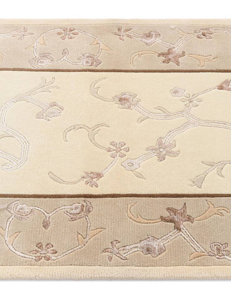 Detail image of 2' 8 x 9' 10 Darya Runner Rug