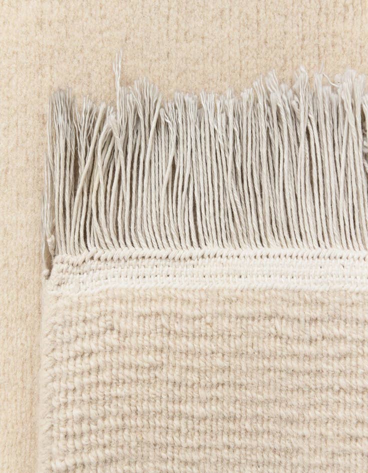 Detail image of 2' 9 x 9' 9 Darya Runner Rug