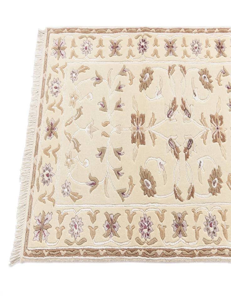 Detail image of 2' 7 x 9' 5 Darya Runner Rug