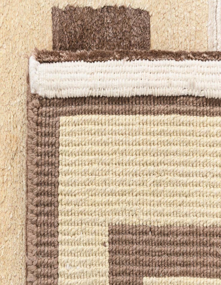 Detail image of 2' 8 x 9' 8 Darya Runner Rug