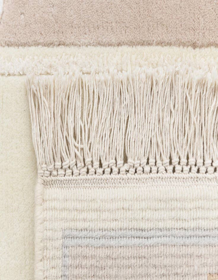 Detail image of 2' 10 x 8' 8 Darya Runner Rug