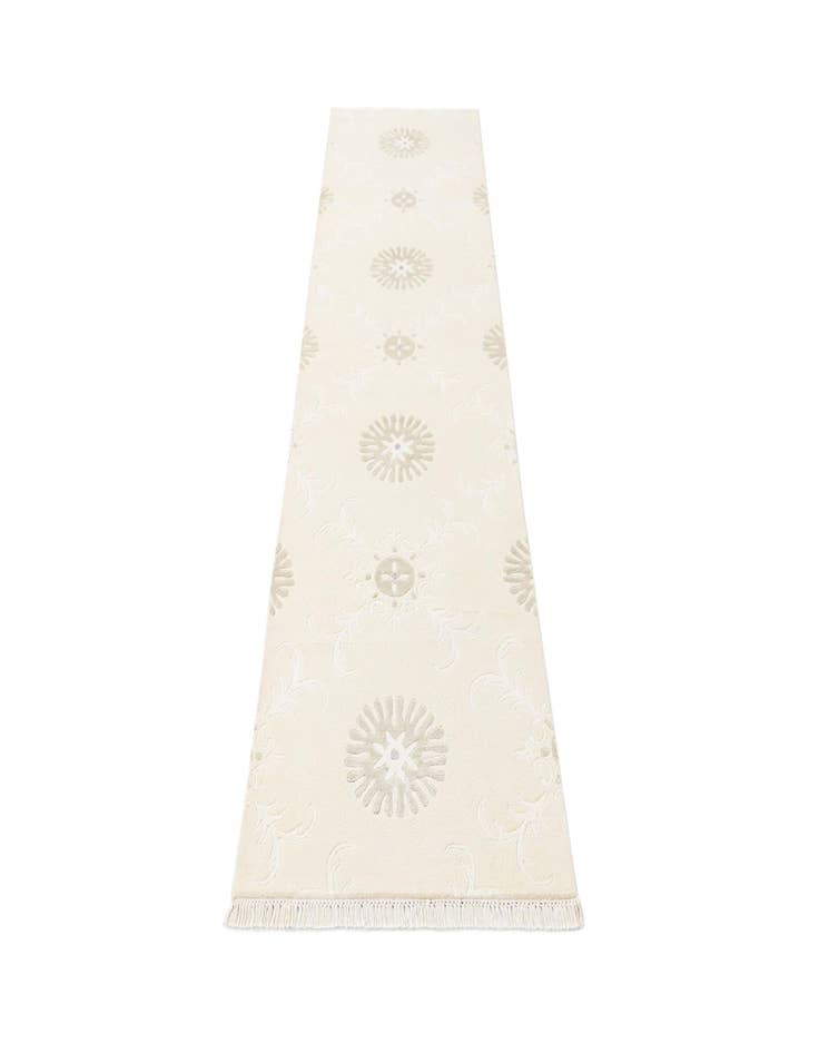 Detail image of 2' 7 x 9' 8 Darya Runner Rug