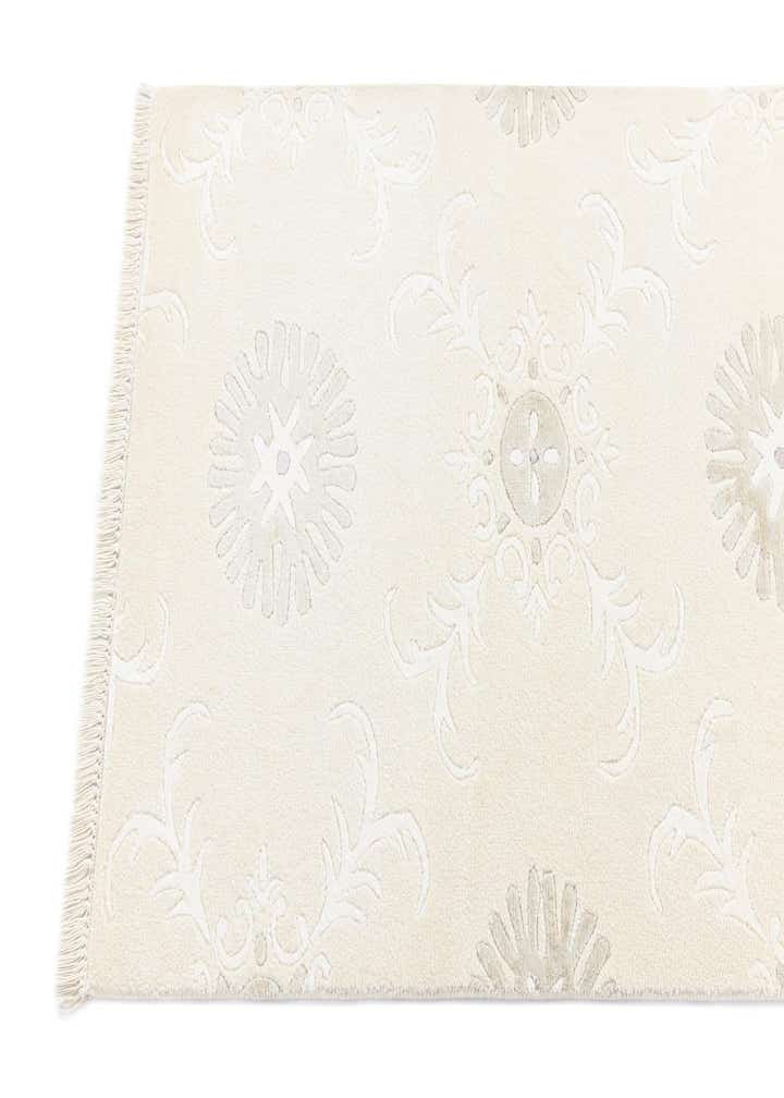 2' 7 x 9' 8 Darya Runner Rug