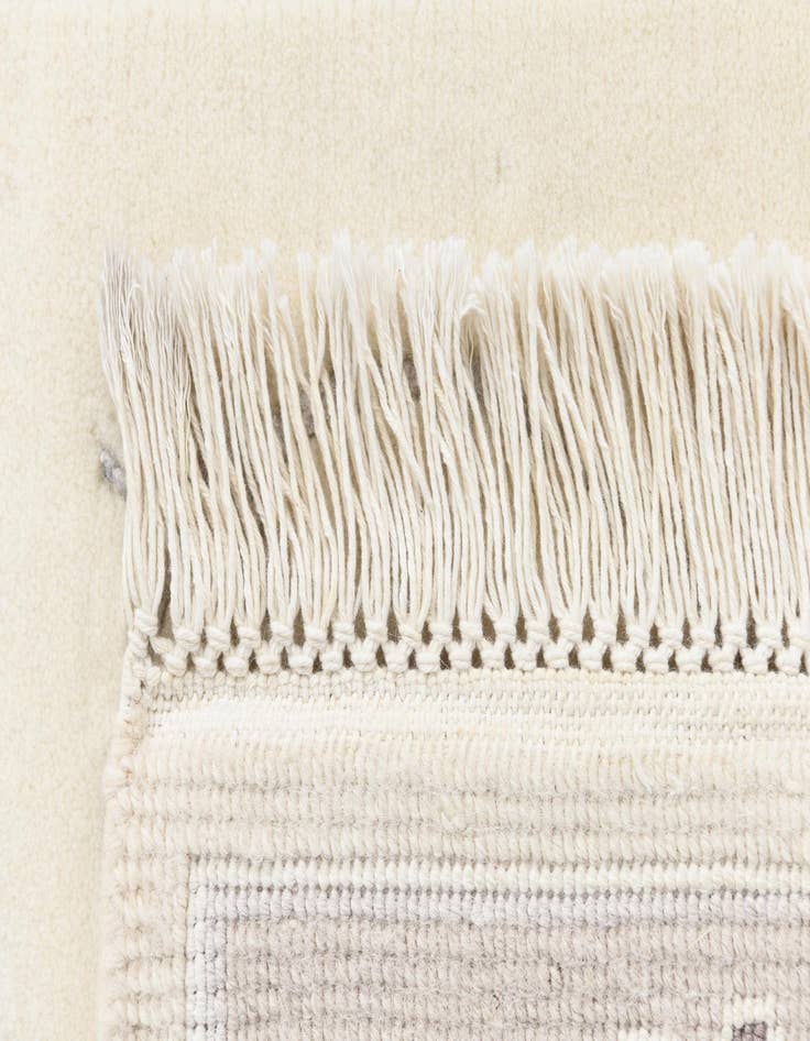 Detail image of 2' 11 x 9' 10 Darya Runner Rug