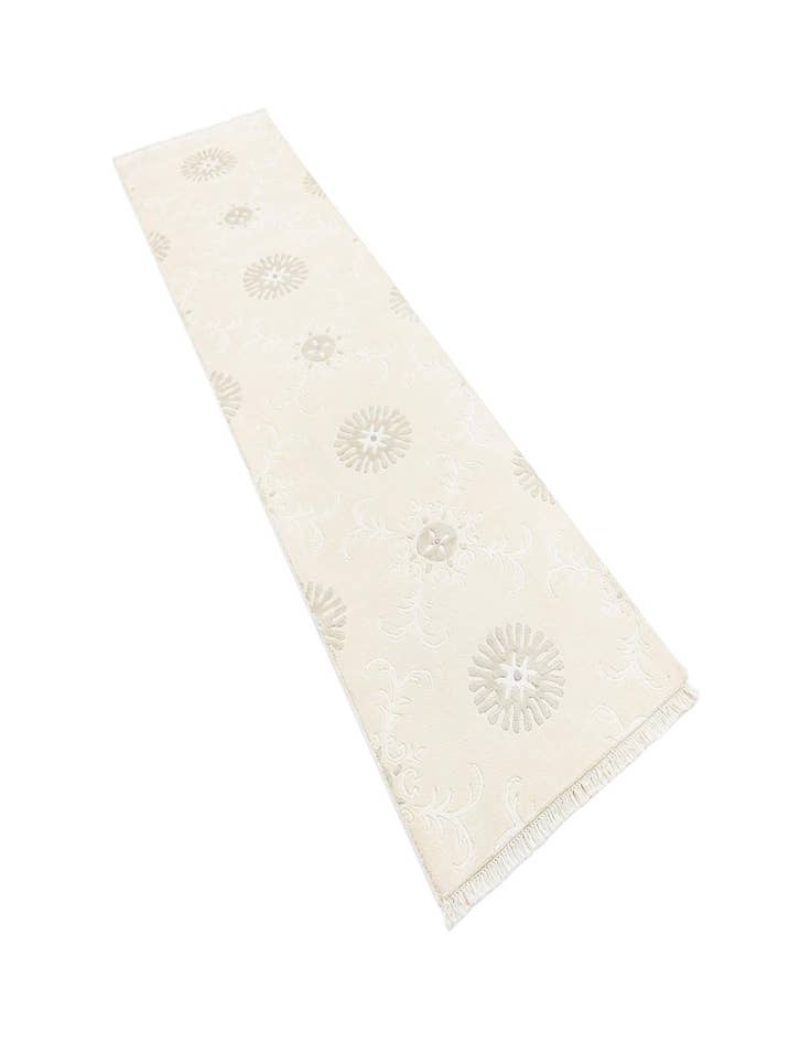 Detail image of 2' 7 x 9' 9 Darya Runner Rug