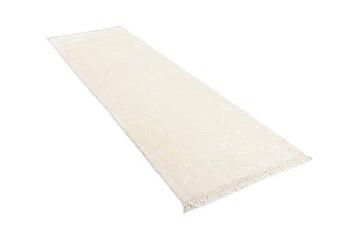 Detail image of 2' 11 x 9' 8 Darya Runner Rug