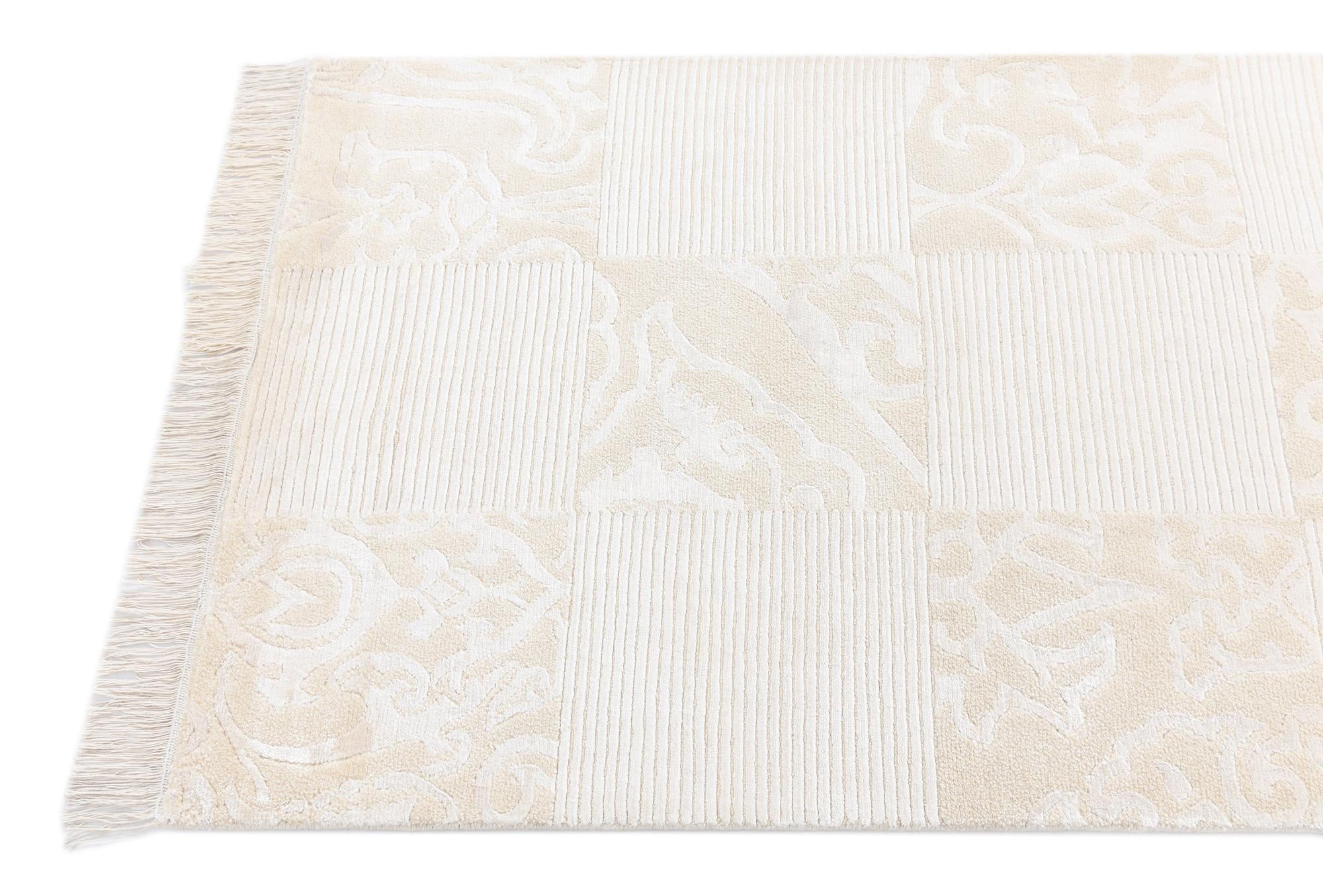 2' 8 x 13' Darya Runner Rug