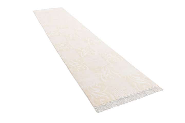 2' 9 x 13' Darya Runner Rug