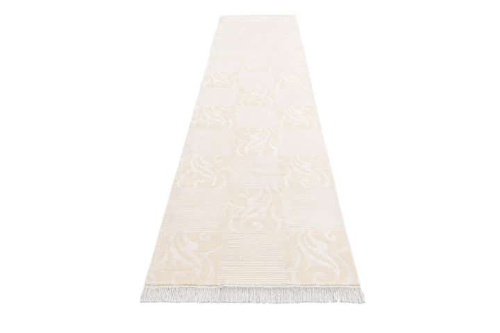 2' 9 x 13' Darya Runner Rug
