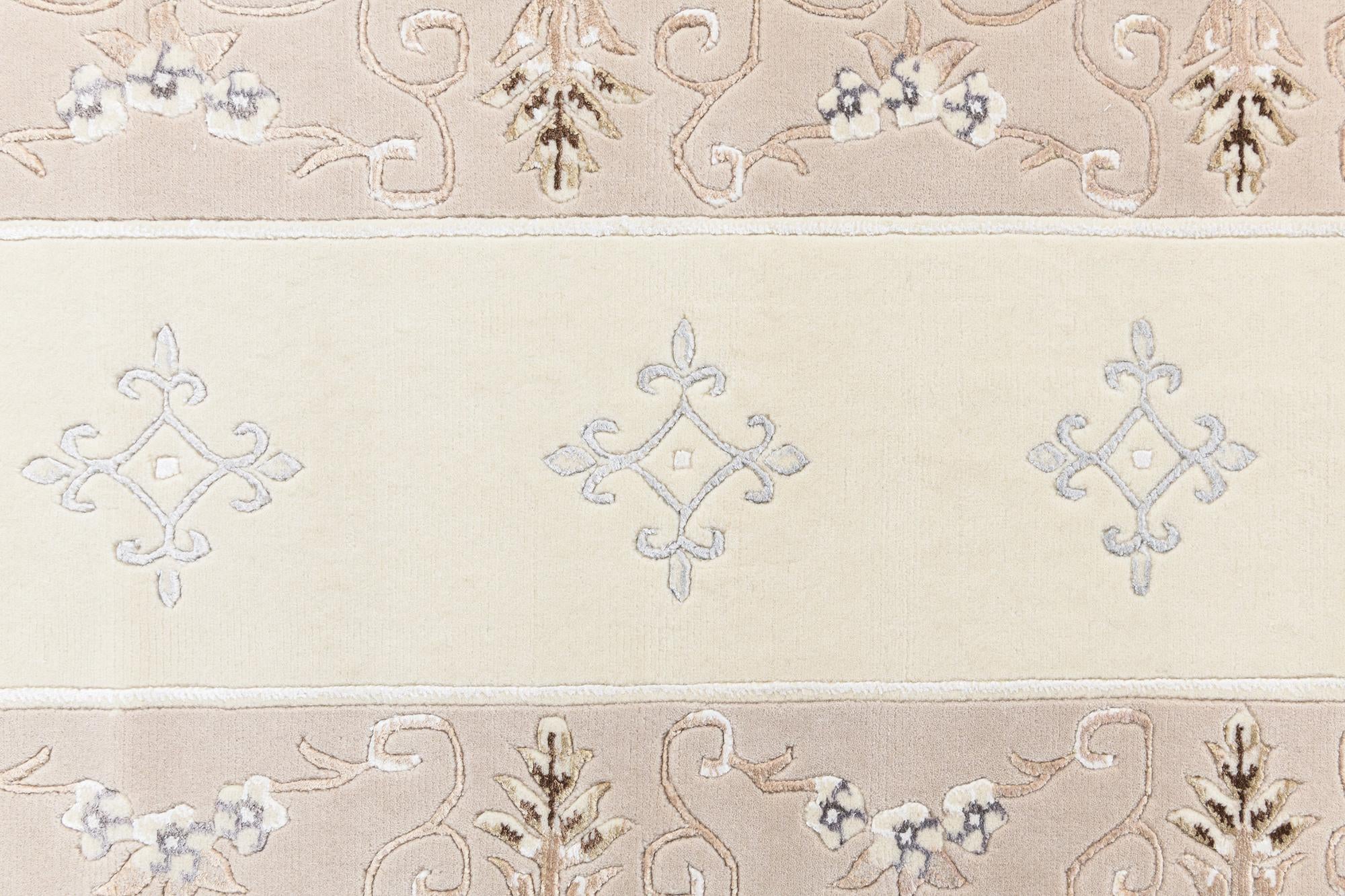 2' 9 x 13' Darya Runner Rug