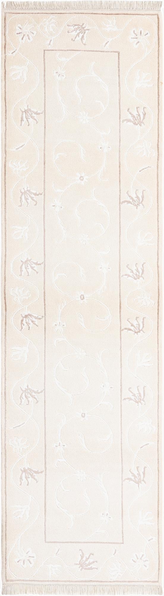 2' 7 x 9' 11 Darya Runner Rug