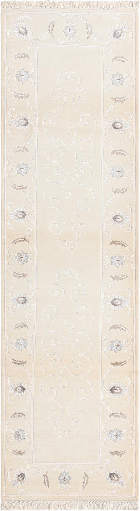 2' 9 x 9' 8 Darya Runner Rug