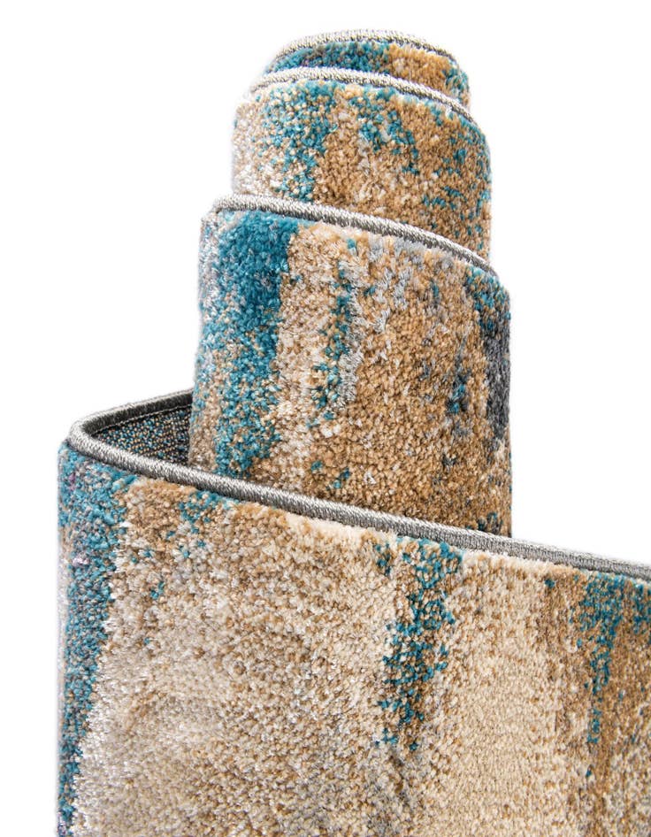 Detail image of 2' 7 x 10' Delilah Runner Rug