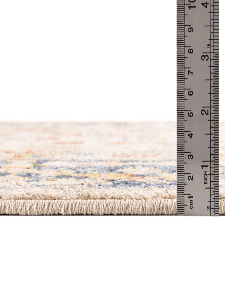 Detail image of 2' 8 x 7' 6 Eden Runner Rug