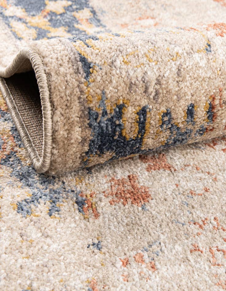 Detail image of 2' 8 x 7' 6 Eden Runner Rug