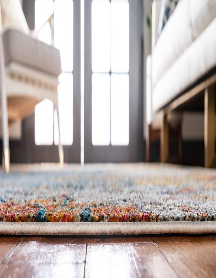 Detail image of 2' 7 x 10' Washable El Paso Runner Rug