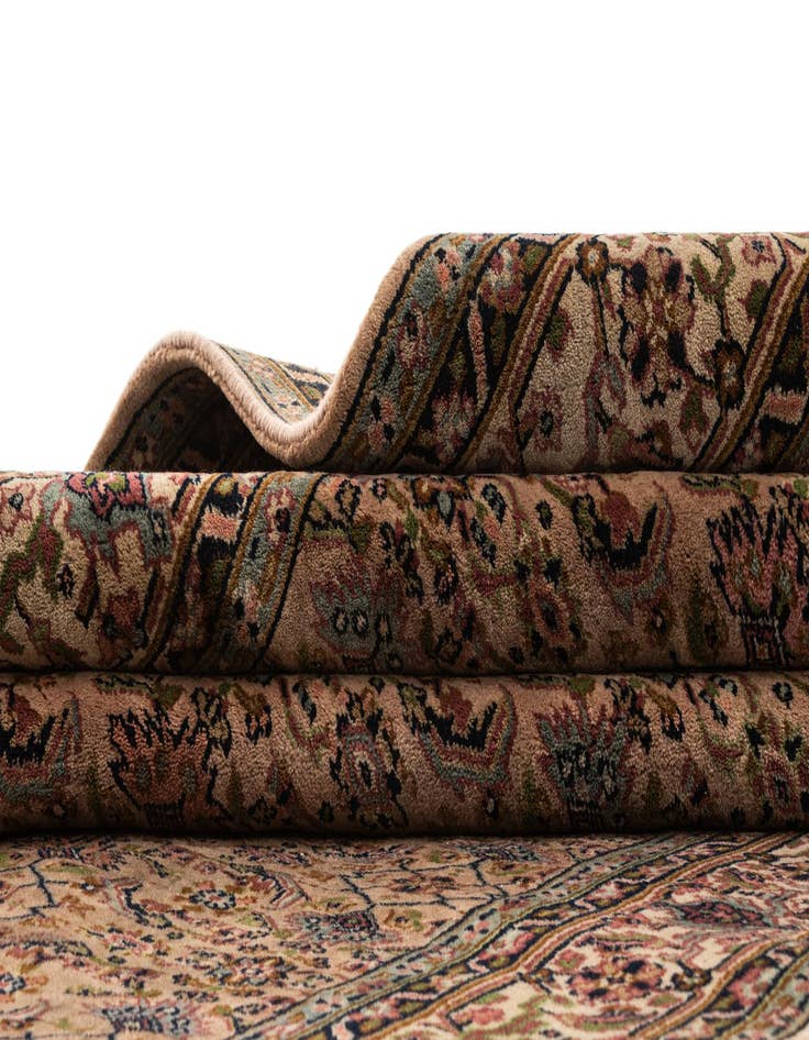 Detail image of 5' 6 x 11' 1  Hand Knotted Farahan Wool Runner Rug