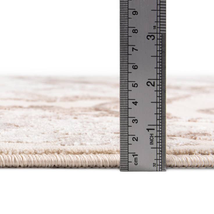 Detail image of 2' x 6' Finsbury Runner Rug