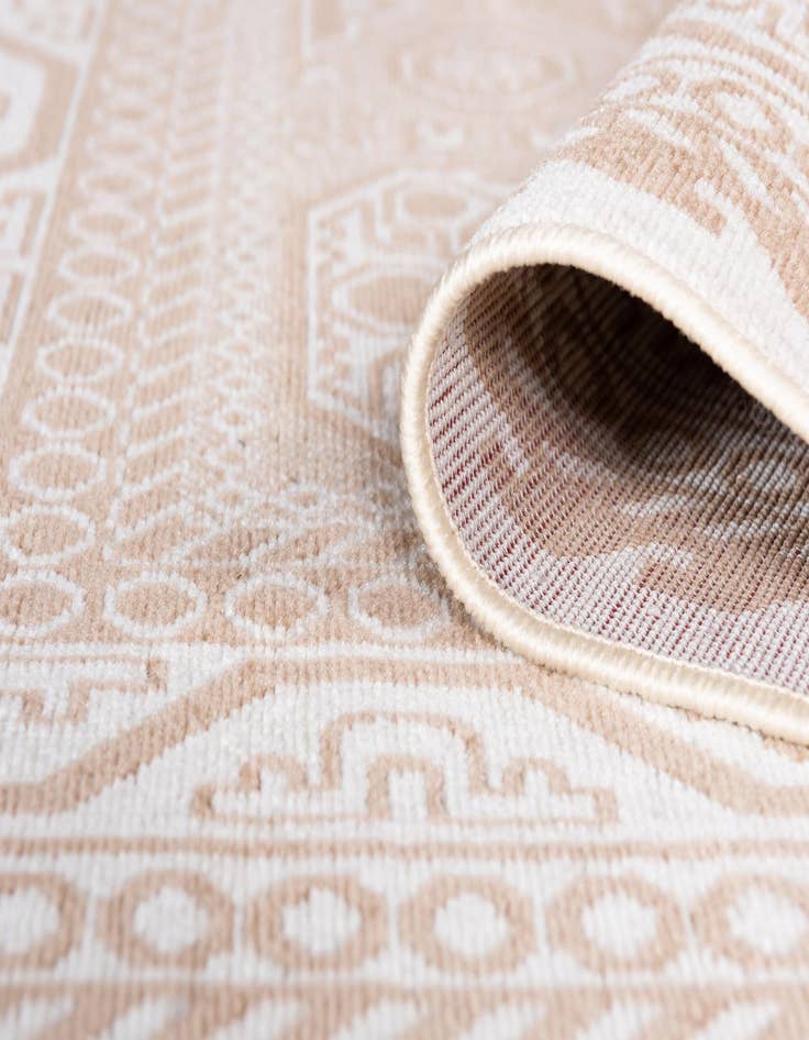 Detail image of 2' x 6' 3 Gharajeh Runner Rug