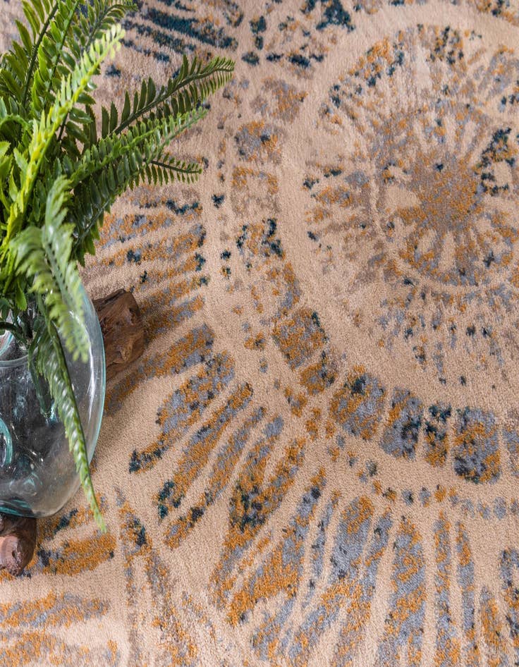 Detail image of 2' x 6' Gossamer Runner Rug