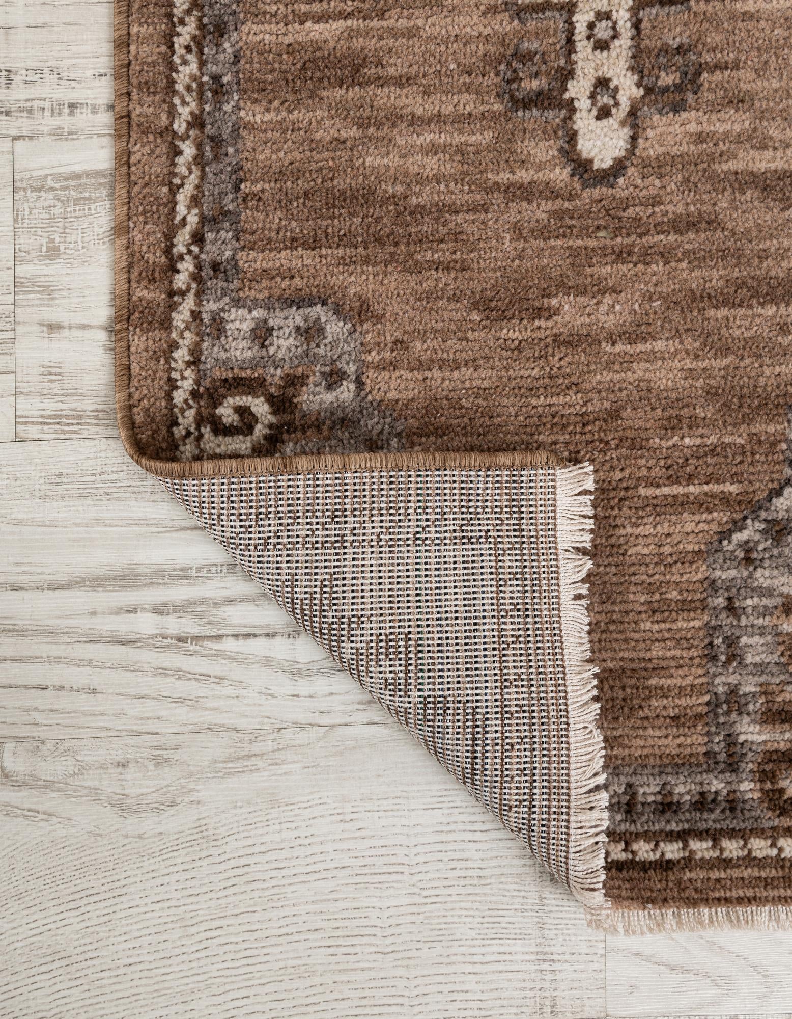 2' x 6' 3 Grand Tradition Runner Rug