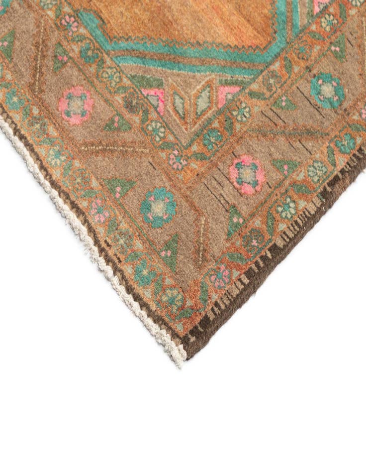 Detail image of 4' 11 x 9' 10 Hamedan Wool Runner Rug