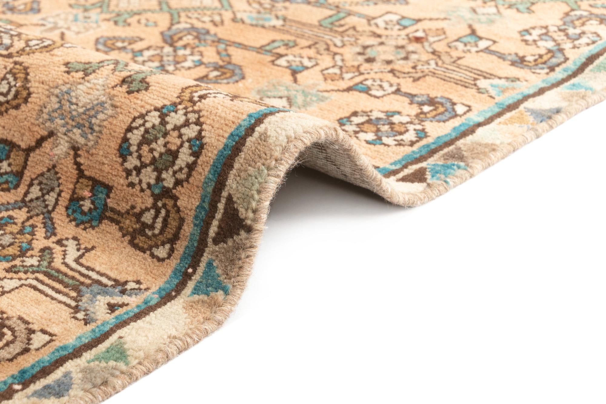 2' 5 x 9' 5 Hamedan Runner Rug