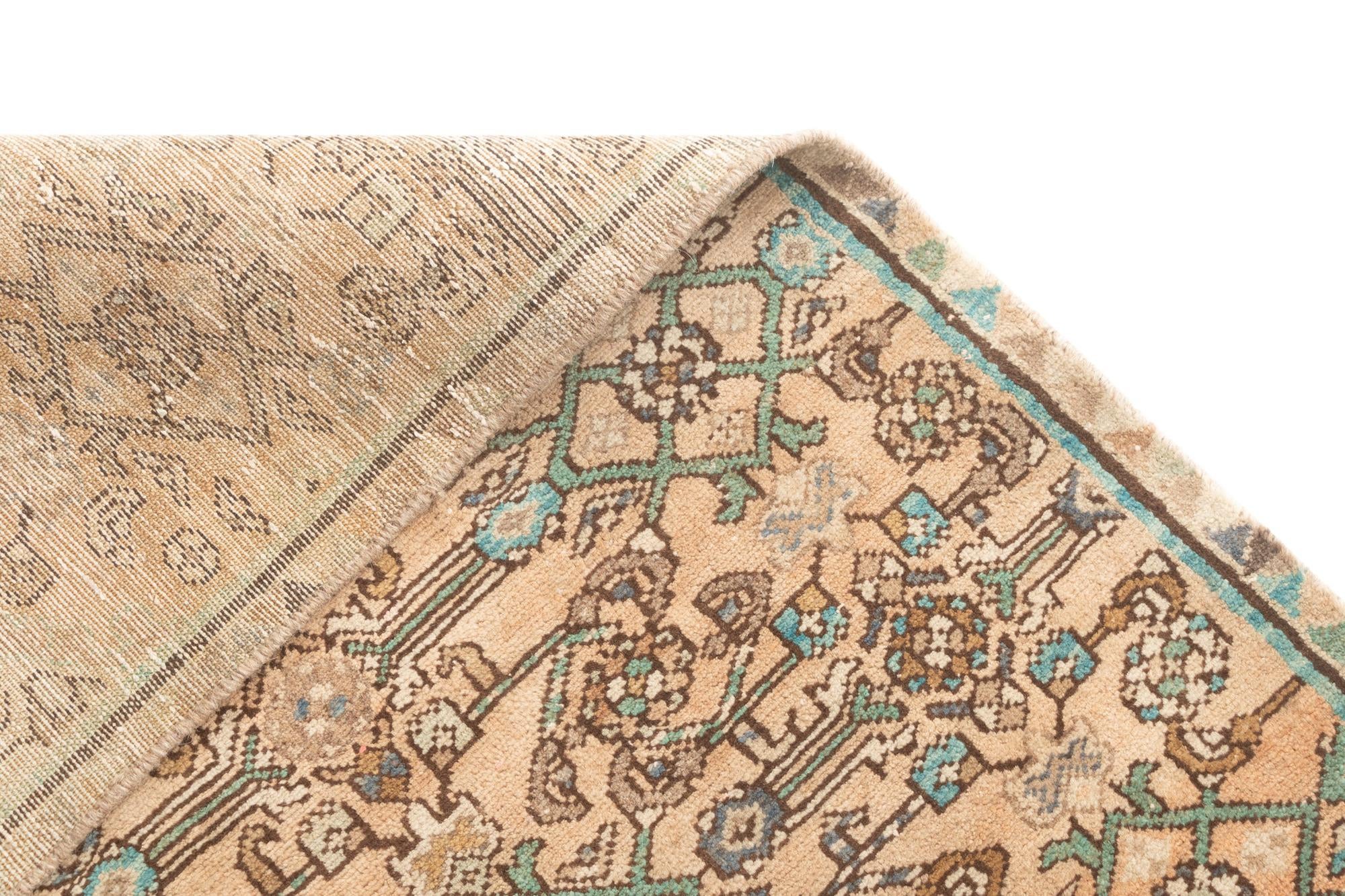2' 5 x 9' 5 Hamedan Runner Rug
