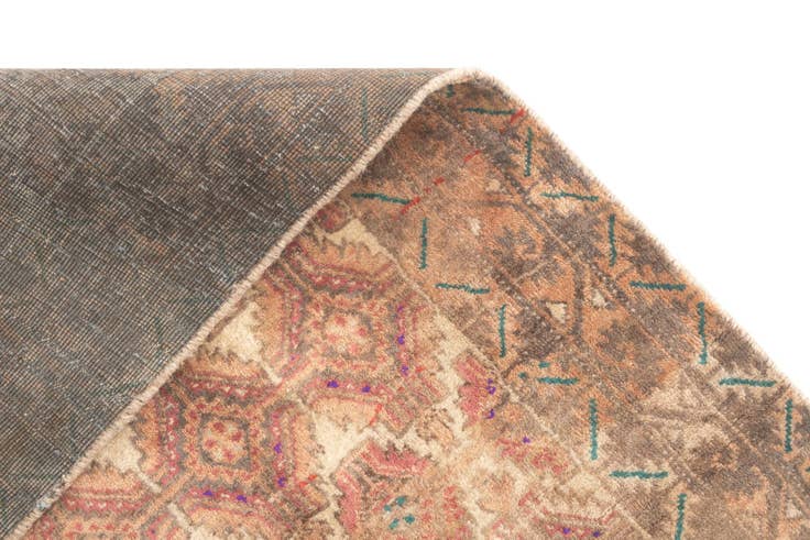 Detail image of 2' 2 x 6' 5 Hamedan Runner Rug