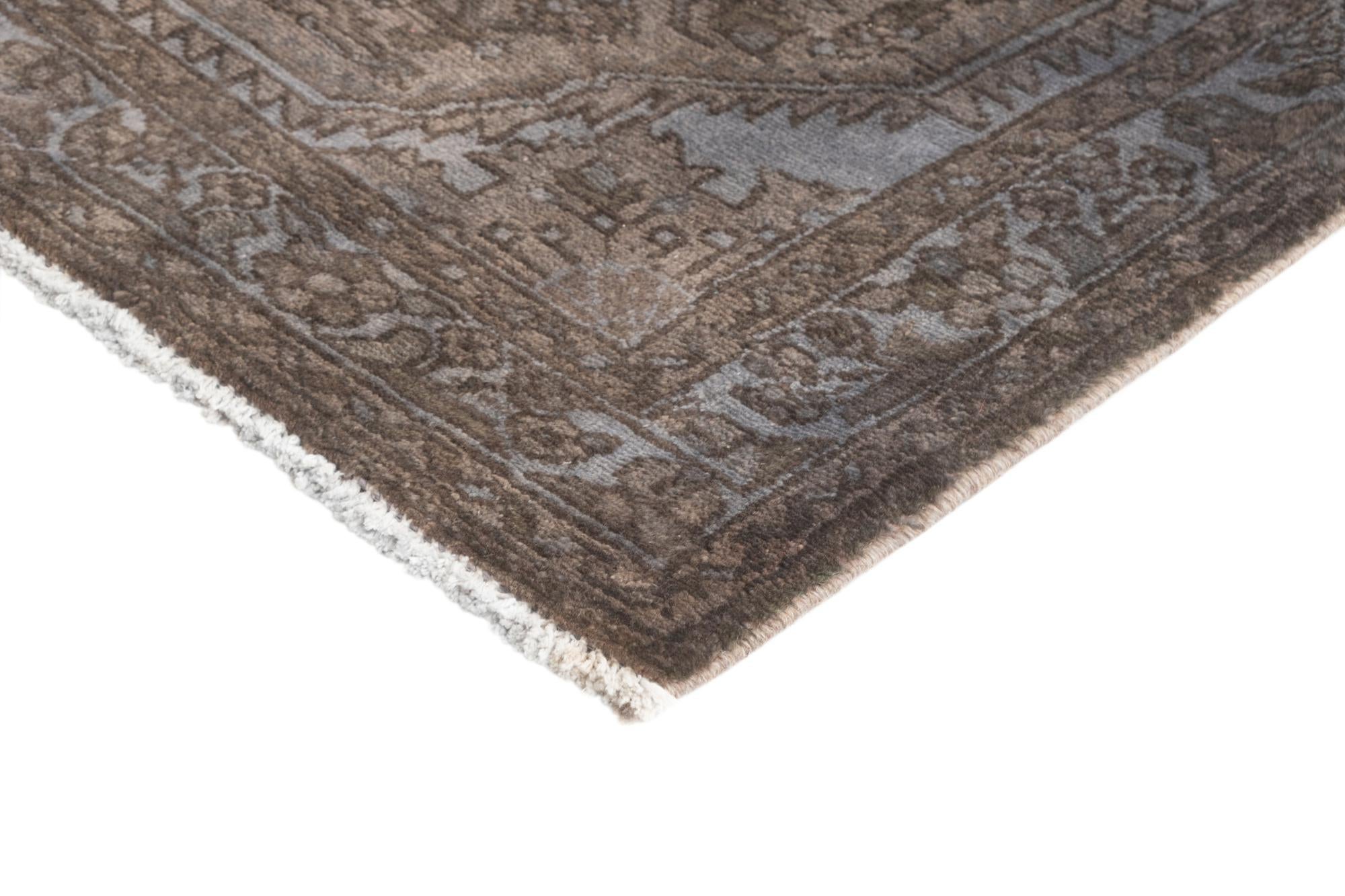 2' 7 x 9' 1 Hamedan Runner Rug