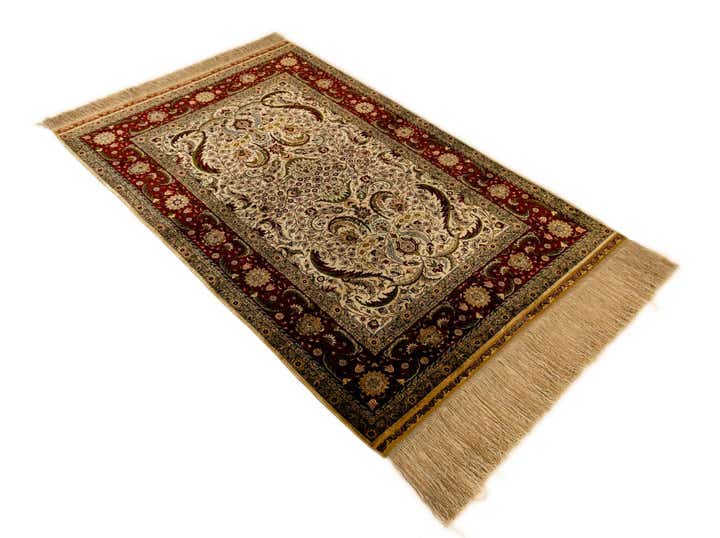 2' 11 x 4' 8 Hereke Silk Runner Rug