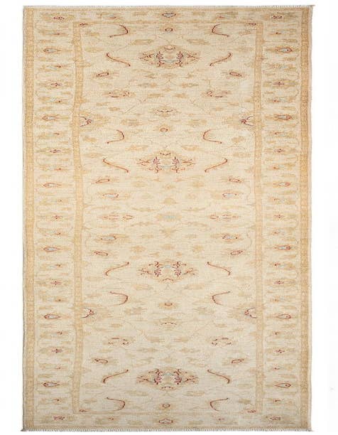 Detail image of 2' 8 x 13' 1 Kaizar Wool Runner Rug