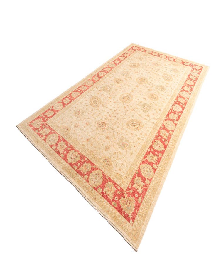 Detail image of 8' 6 x 14' 4 Kaizar Wool Runner Rug