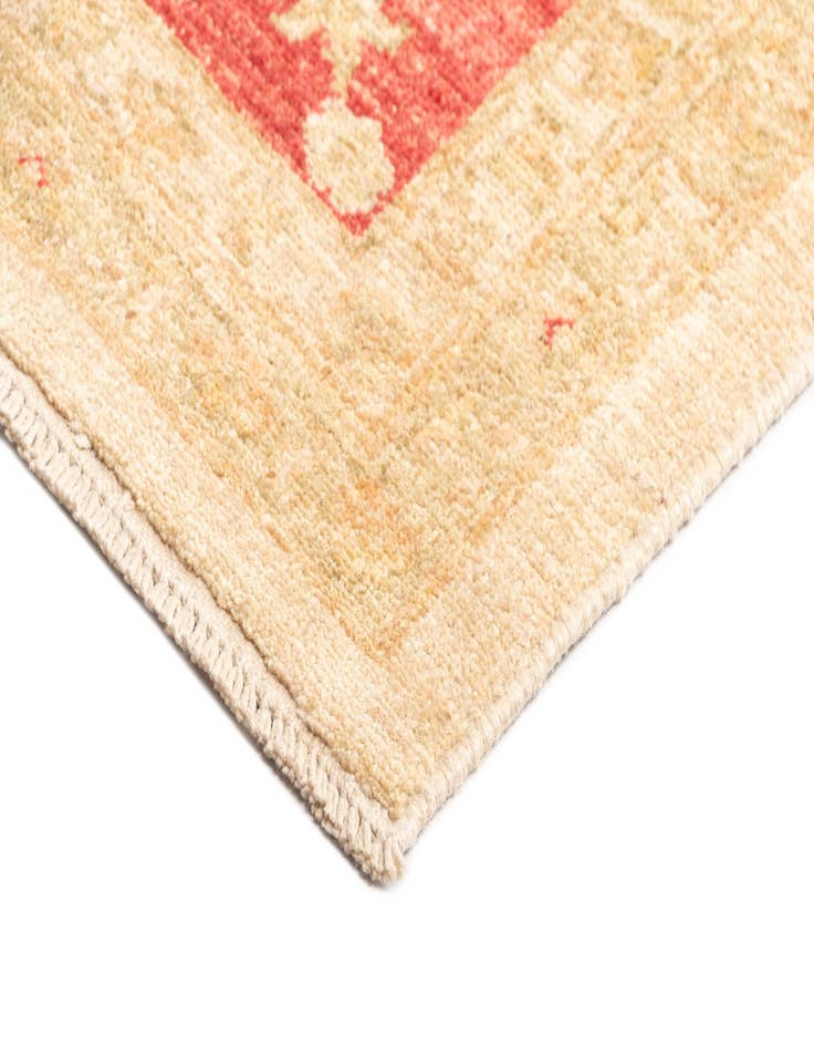 Detail image of 8' 6 x 14' 4 Kaizar Wool Runner Rug