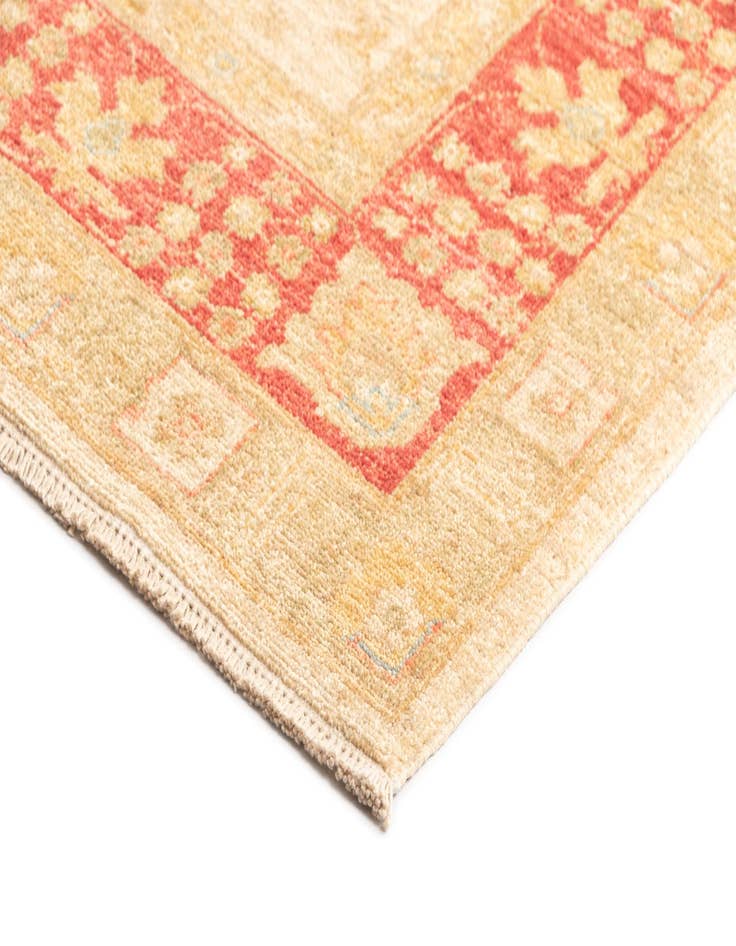 Detail image of 6' 7 x 14' 7 Kaizar Wool Runner Rug