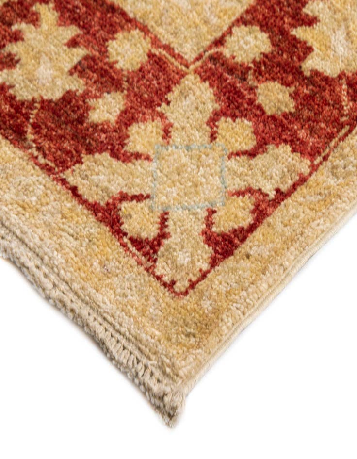 Detail image of 2' 7 x 14' 8 Kaizar Wool Runner Rug