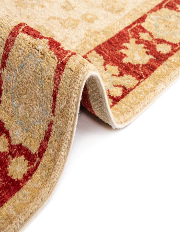 Detail image of 2' 7 x 14' 8 Kaizar Wool Runner Rug