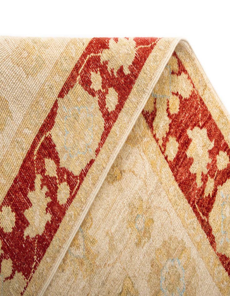 Detail image of 2' 7 x 14' 8 Kaizar Wool Runner Rug