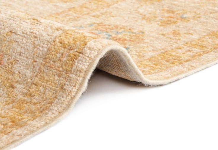 Detail image of 4' x 13' 7 Kaizar Wool Runner Rug