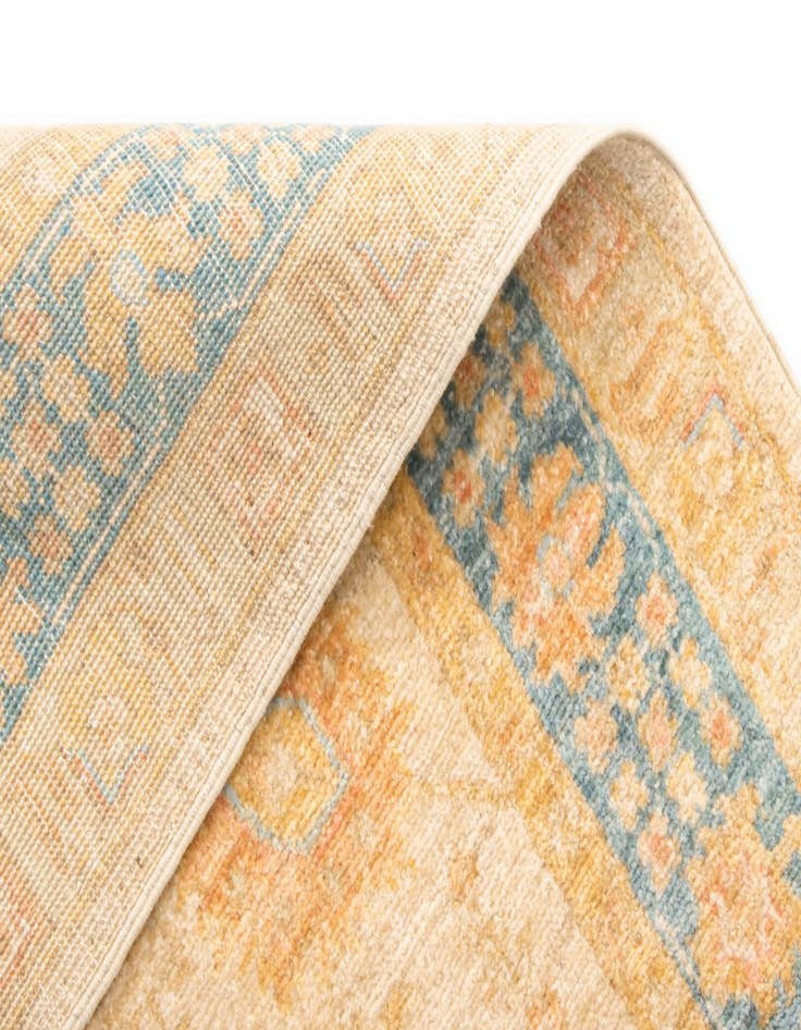 Detail image of 4' 8 x 14' 8 Kaizar Wool Runner Rug