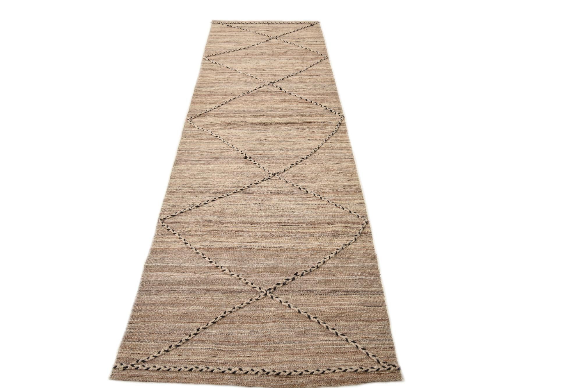 2' 8 x 10' Hand Woven Kilim Modern Wool Runner Rug