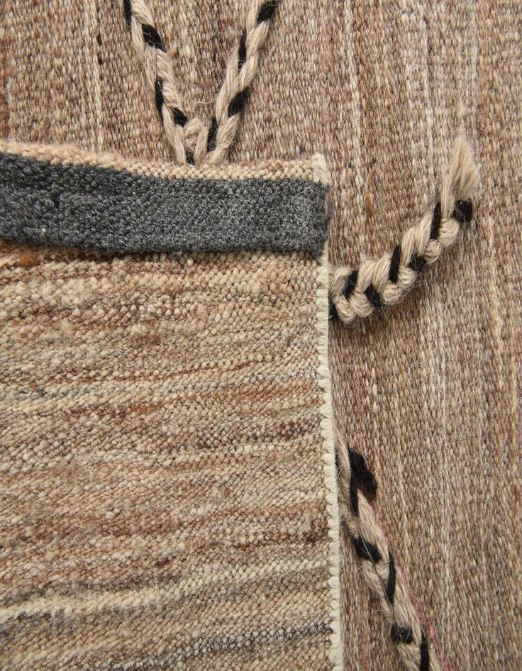 Detail image of 2' 8 x 10'  Hand Woven Kilim Modern Wool Runner Rug