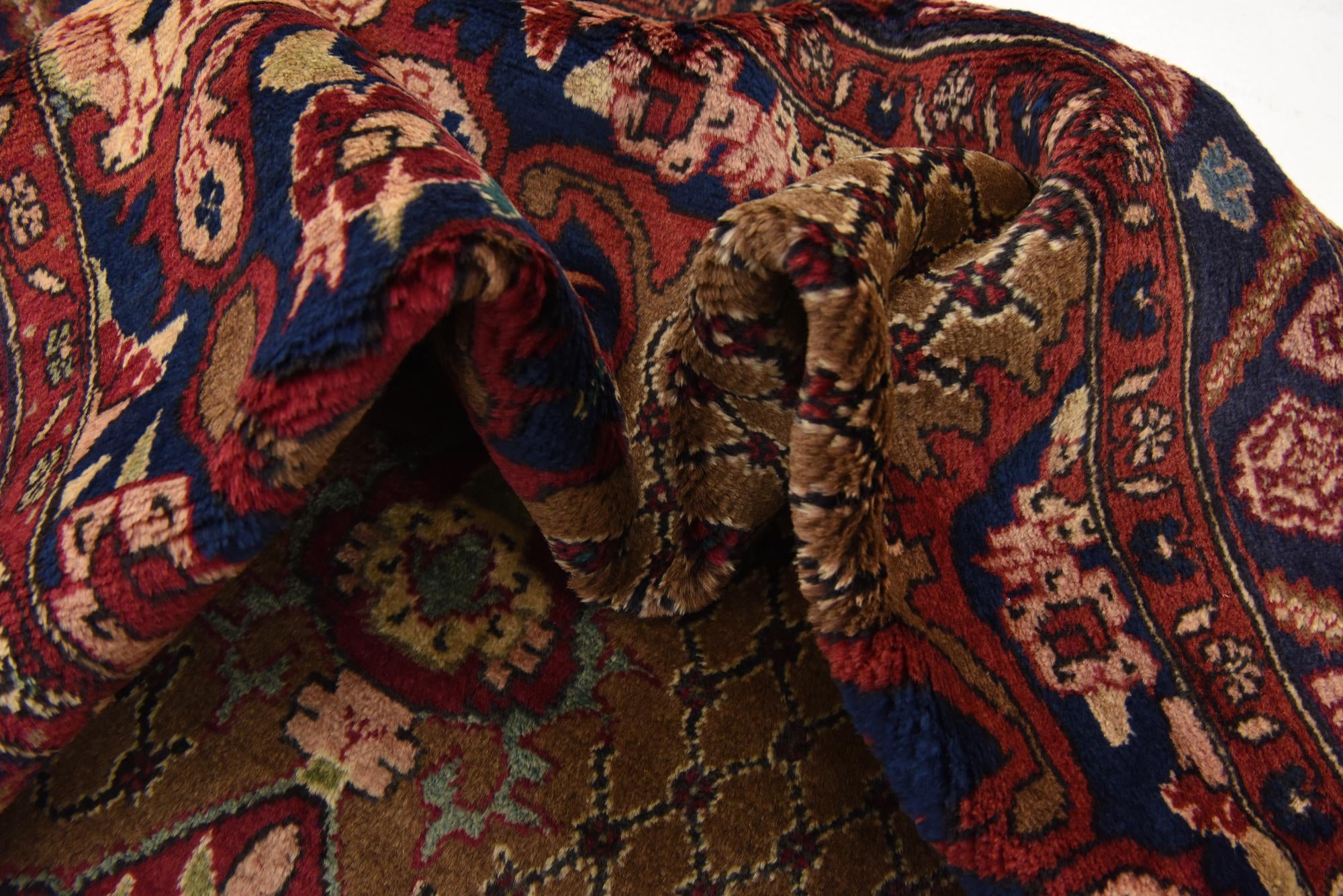 4' 9 x 9' 7 Hand Knotted Koliaei Persian Wool Runner Rug