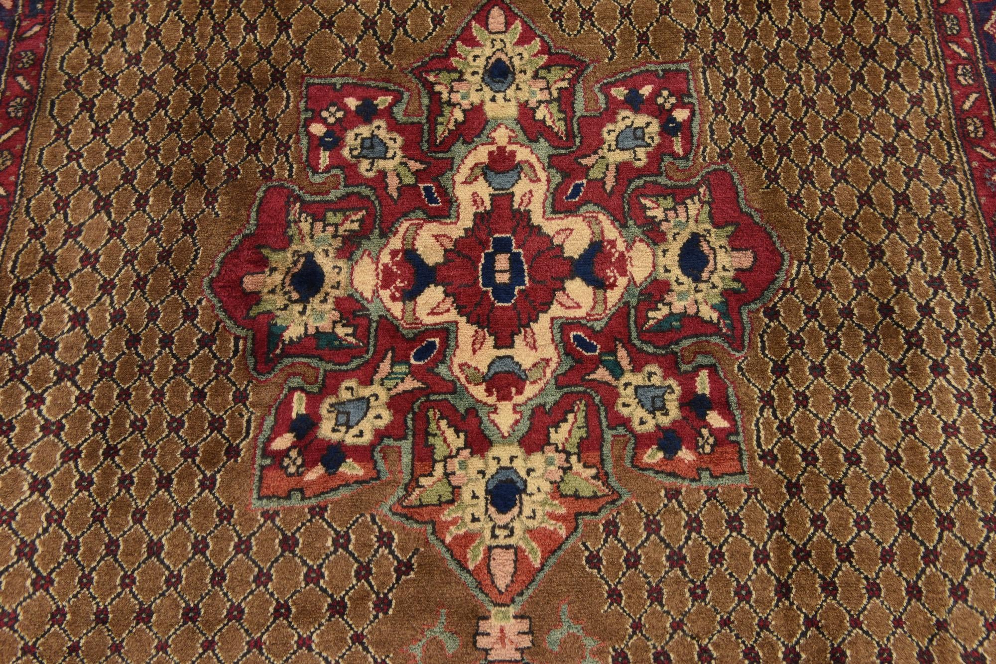 4' 9 x 9' 7 Hand Knotted Koliaei Persian Wool Runner Rug