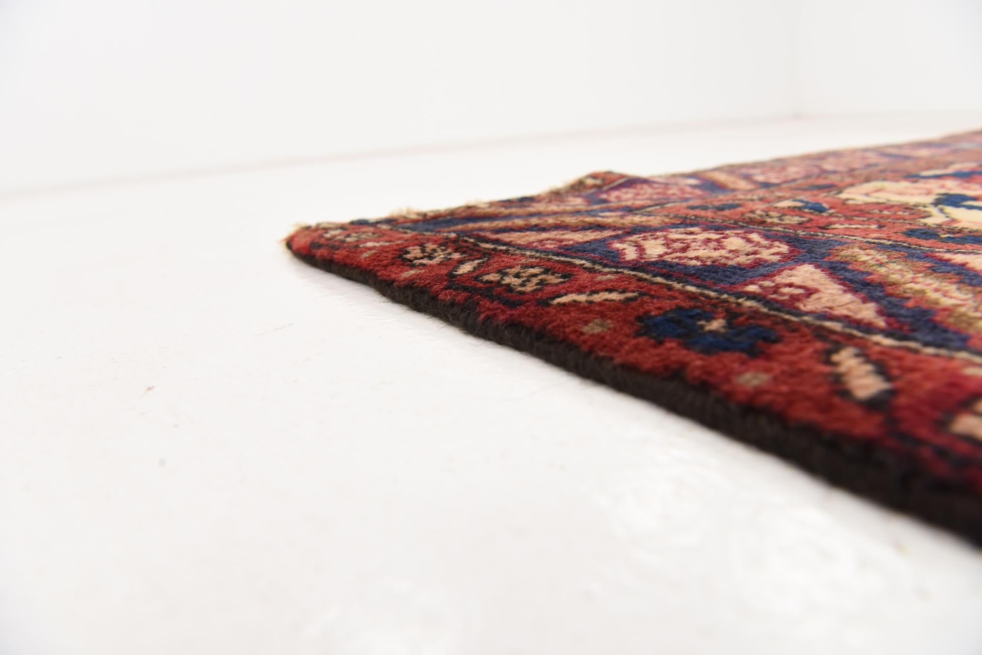 4' 9 x 9' 7 Hand Knotted Koliaei Persian Wool Runner Rug